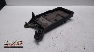 Used Battery box Volkswagen Touran (5T1) 1.4 TSI Price € 20,00 Margin scheme offered by LvS Carparts