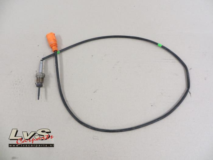 Usagé Sensor température d’échappement Volkswagen Caddy Combi III (2KB,2KJ) 2.0 TDI 16V DPF Prix € 24,00 Règlement à la marge proposé par LvS Carparts