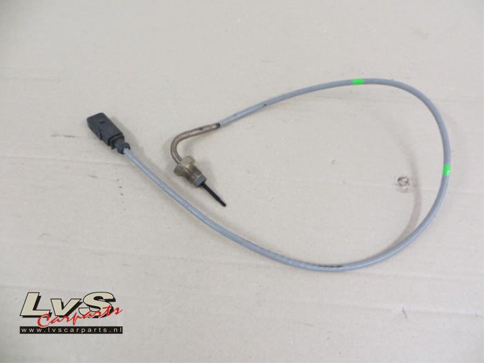 Usagé Sensor température d’échappement Volkswagen Tiguan (5N1/2) 2.0 TDI 16V 4Motion Prix € 20,00 Règlement à la marge proposé par LvS Carparts