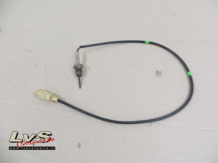 Usagé Sensor température d’échappement Volkswagen Tiguan (5N1/2) 2.0 TDI 16V 4Motion Prix € 20,00 Règlement à la marge proposé par LvS Carparts