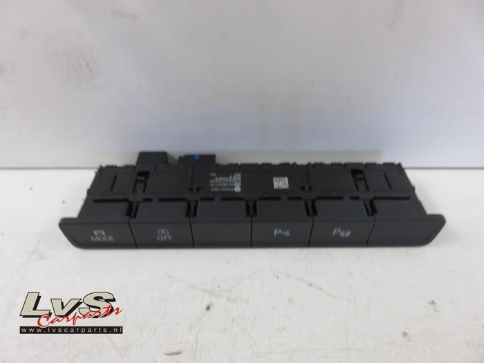 Switch (miscellaneous) from a Volkswagen Touran (5T1) 2.0 TDI 190 2015