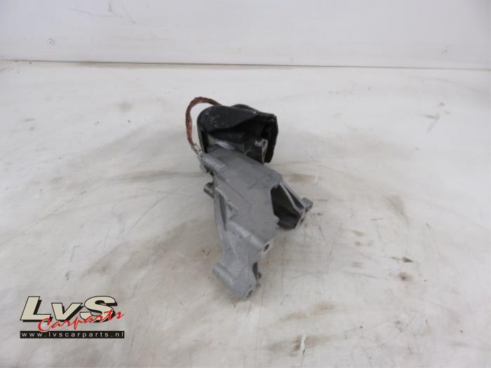 Used Engine mount Volkswagen Crafter 2.0 TDI 16V Price € 45,00 Margin scheme offered by LvS Carparts