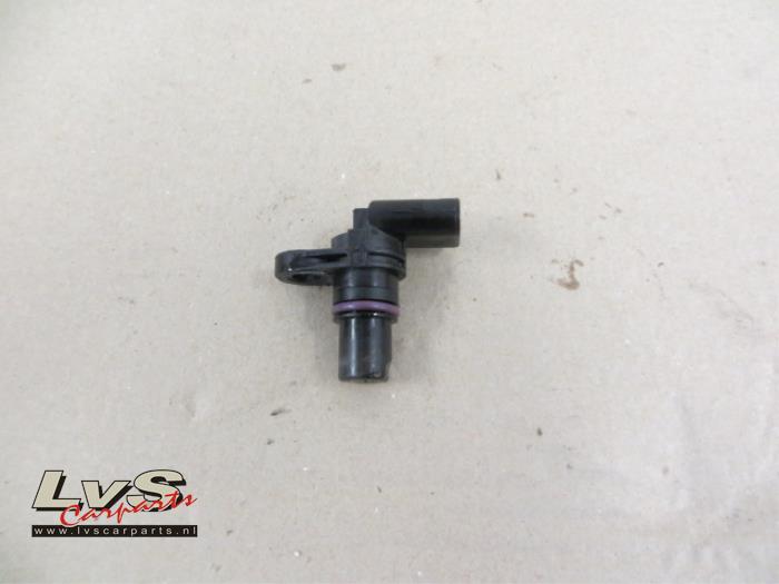Begagnade Kamaxelsensor Volkswagen Golf VII (AUA) 1.0 TSI 12V BlueMotion Pris € 20,00 Marginaltabell erbjuds av LvS Carparts