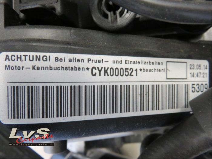 Engine from a Volkswagen Golf VII (AUA) 2.0 TDI 16V 2014