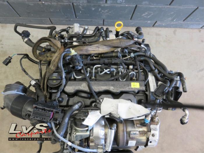Engine from a Volkswagen Golf VII (AUA) 2.0 TDI 16V 2014