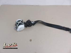 Used Front seatbelt, left BMW 3 serie (F30) Price € 20,00 Margin scheme offered by LvS Carparts