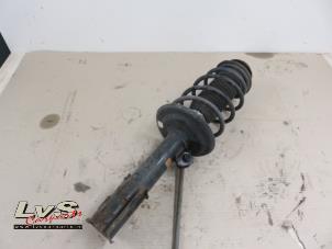 Used Front shock absorber, right Toyota Yaris II (P9) 1.3 16V VVT-i Price € 45,00 Margin scheme offered by LvS Carparts
