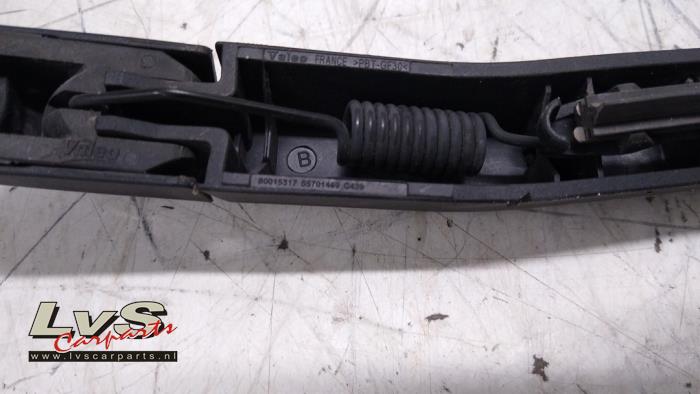 Rear wiper arm Opel Corsa D 1.3 CDTi 16V ecoFLEX - 80015317 VALEO