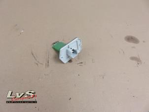 Used Heater resistor Toyota Yaris (P1) 1.3 16V VVT-i Price on request offered by LvS Carparts