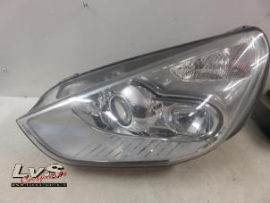 Used Headlight, left Ford Galaxy (WA6) 2.2 TDCi 16V Price € 200,00 Margin scheme offered by LvS Carparts