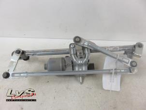 Used Wiper motor + mechanism Seat Ibiza ST (6J8) Price on request offered by LvS Carparts