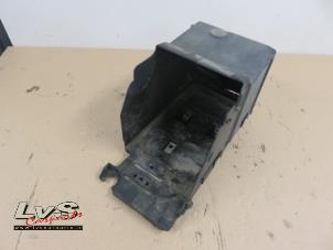 Used Battery box Ford Galaxy (WA6) 2.2 TDCi 16V Price on request offered by LvS Carparts