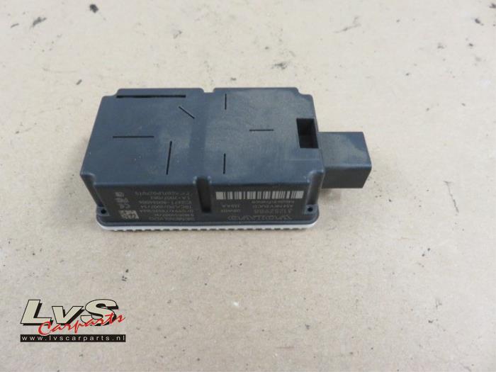 Module (miscellaneous) from a Volvo V70 (BW) 2.4 D5 20V 2008