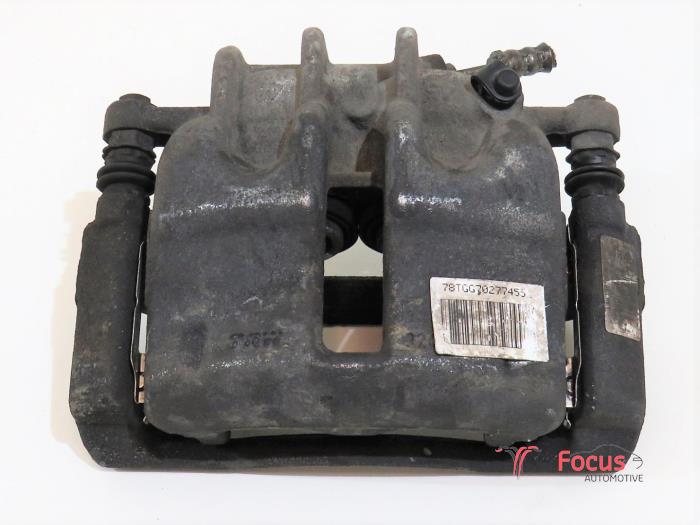 Gebrauchte Bremszange links vorne Peugeot Expert (G9) 2.0 HDiF 16V 130 Preis € 30,00 Margenregelung angeboten von Focus Automotive