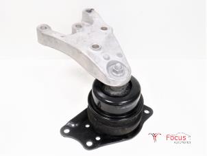 Usagé Support moteur Skoda Fabia II (5J) 1.2i Prix € 25,00 Règlement à la marge proposé par Focus Automotive