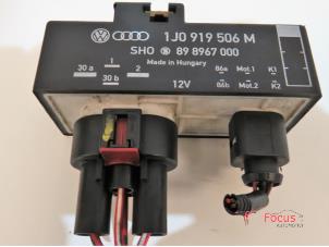 Usados Ordenador de refrigeración Skoda Fabia II (5J) 1.2i Precio € 4,95 Norma de margen ofrecido por Focus Automotive