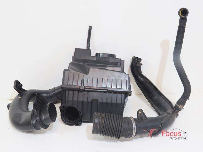 Air box from a Peugeot 308 SW (4E/H) 2.0 HDi 16V FAP 2008
