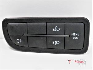 Używane Przelacznik reflektora LHV Peugeot Bipper (AA) 1.3 HDI Cena € 15,00 Procedura marży oferowane przez Focus Automotive