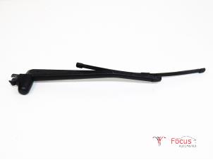 Used Rear wiper arm BMW 1 serie (E81) 118d 16V Price € 25,00 Margin scheme offered by Focus Automotive