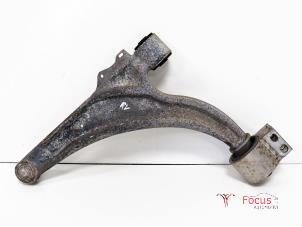 Used Front wishbone, right Opel Astra J (PC6/PD6/PE6/PF6) 1.7 CDTi 16V 110 Price € 30,00 Margin scheme offered by Focus Automotive