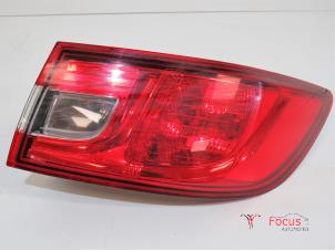 Used Taillight, right Renault Clio IV (5R) 1.2 16V Price € 14,99 Margin scheme offered by Focus Automotive