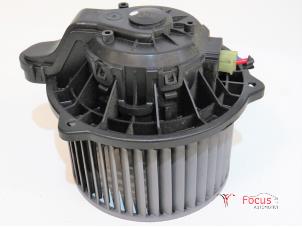 Usagé Moteur de ventilation chauffage Hyundai iX20 (JC) 1.4 CRDi 16V Prix € 30,00 Règlement à la marge proposé par Focus Automotive