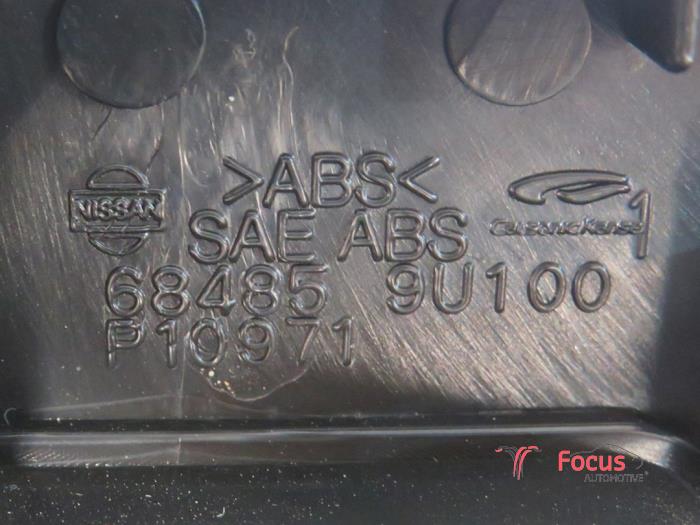 Spiegel Schalter van een Nissan Note (E11) 1.5 dCi 86 2010