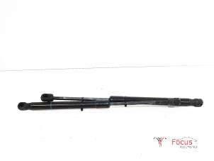 Gebrauchte Set Gasdämpfer Heckklappe Skoda Citigo 1.0 12V Preis € 9,95 Margenregelung angeboten von Focus Automotive