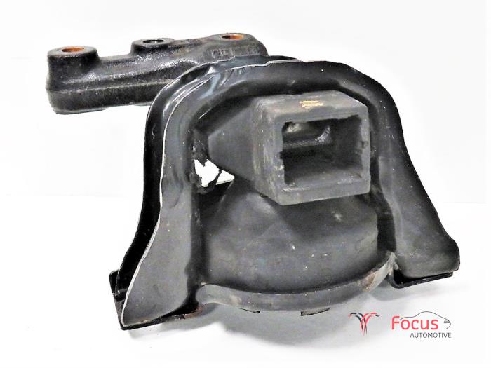 Engine mount from a Citroën DS3 (SA) 1.4 HDi 2014