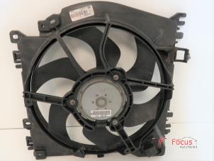 Used Cooling fan housing Renault Clio III (BR/CR) 1.5 dCi 70 Price € 30,00 Margin scheme offered by Focus Automotive