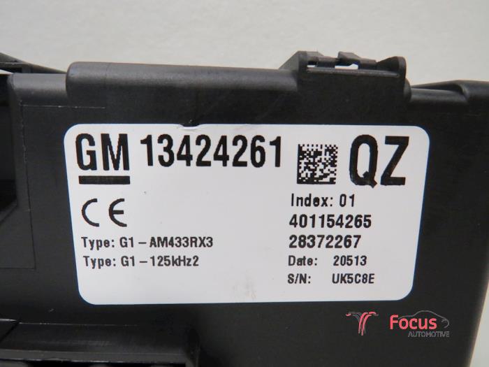 Fuse box from a Opel Corsa D 1.4 16V Twinport 2014
