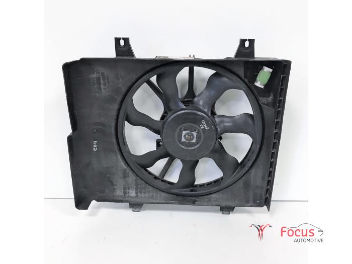 Cooling fans from a Kia Picanto (BA) 1.1 CRDi VGT 12V 2008