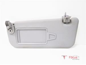 Used Sun visor Kia Rio III (UB) 1.2 CVVT 16V Price € 20,00 Margin scheme offered by Focus Automotive