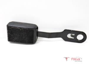 Used Front seatbelt buckle, right Peugeot 207/207+ (WA/WC/WM) 1.4 Price € 10,00 Margin scheme offered by Focus Automotive