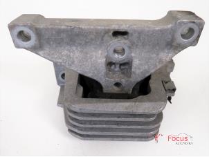 Motorlager van een Peugeot 207/207+ (WA/WC/WM) 1.4 2010