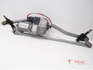 Used Wiper motor + mechanism Audi A4 Avant (B8) 2.7 TDI V6 24V Price € 70,00 Margin scheme offered by Focus Automotive