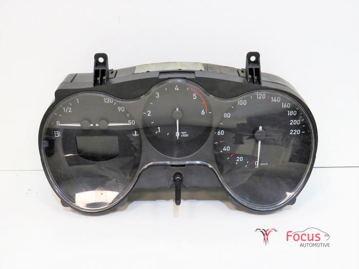 Instrument panel from a Seat Toledo (5P2) 1.9 TDI 2005