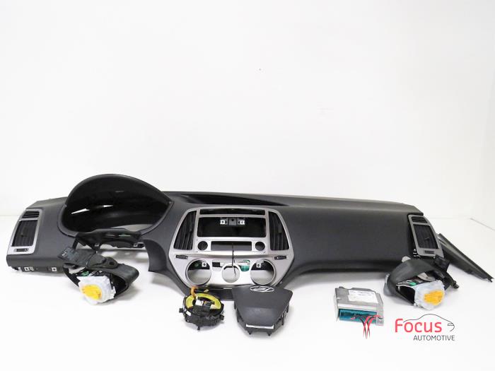 Airbag sets + modules with part number 934801Y000 stock