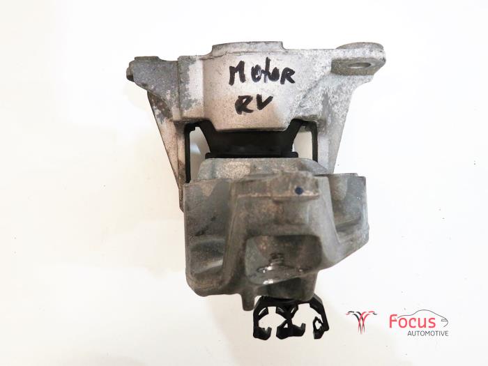 Used Engine mount Renault Megane III Grandtour (KZ) 1.5 dCi 110 Price € 29,95 Margin scheme offered by Focus Automotive