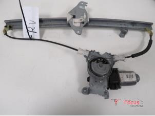 Used Window mechanism 4-door, front right Nissan Note (E11) 1.4 16V Price € 25,00 Margin scheme offered by Focus Automotive