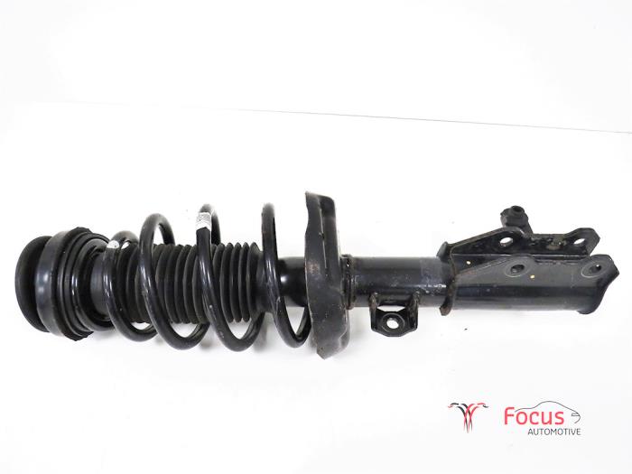 Front shock absorber rod, right from a Opel Insignia 2.0 CDTI 16V 130 Ecotec 2010