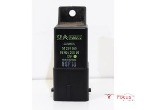Used Glow plug relay Peugeot 308 (4A/C) 1.6 HDi Price € 10,00 Margin scheme offered by Focus Automotive