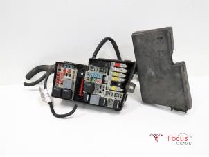 Usagé Porte fusible Ford Focus 2 1.6 TDCi 16V 90 Prix € 65,00 Règlement à la marge proposé par Focus Automotive