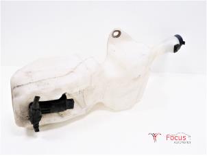 Used Front windscreen washer reservoir Ford Ka II 1.2 Price € 10,00 Margin scheme offered by Focus Automotive