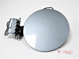 Used Tank cap cover Toyota Yaris II (P9) 1.0 12V VVT-i Price € 20,00 Margin scheme offered by Focus Automotive
