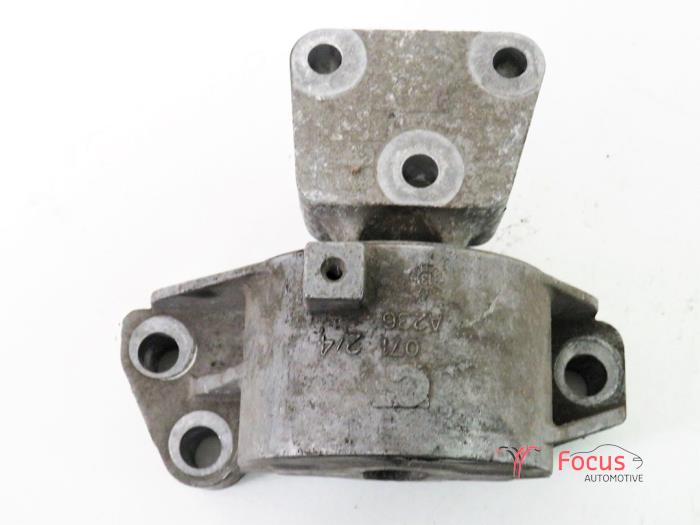 Used Engine mount Fiat Fiorino (225) 1.3 JTD 16V Multijet Price € 14,95 Margin scheme offered by Focus Automotive