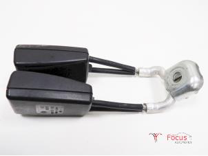 Used Rear seatbelt buckle, centre Seat Ibiza IV (6J5) 1.4 TDI Price € 15,00 Margin scheme offered by Focus Automotive
