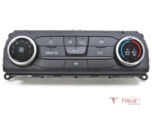 Usados Panel de control de calefacción Ford Fiesta 7 1.1 Ti-VCT 12V 85 Precio € 95,00 Norma de margen ofrecido por Focus Automotive