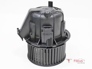 Używane Silnik wentylatora nagrzewnicy Citroen C3 (SC) 1.1 Cena € 14,95 Procedura marży oferowane przez Focus Automotive