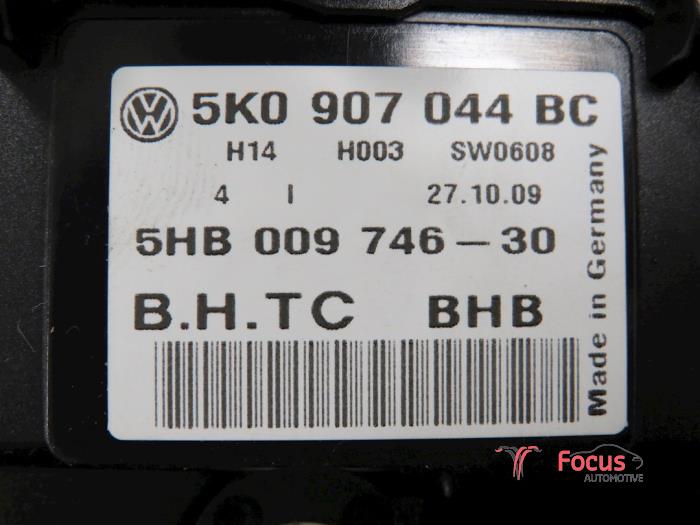 Heizung Bedienpaneel van een Volkswagen Golf VI Variant (AJ5/1KA) 1.4 TSI 122 16V 2010